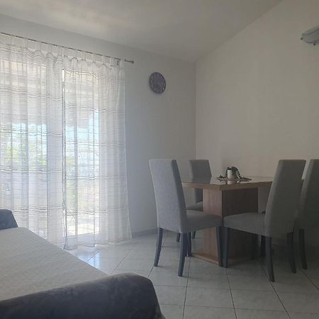 Apartments Garac ดูกีรัท ภายนอก รูปภาพ