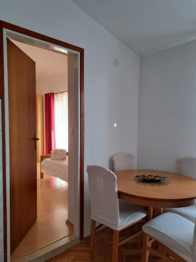 Apartments Garac ดูกีรัท ภายนอก รูปภาพ