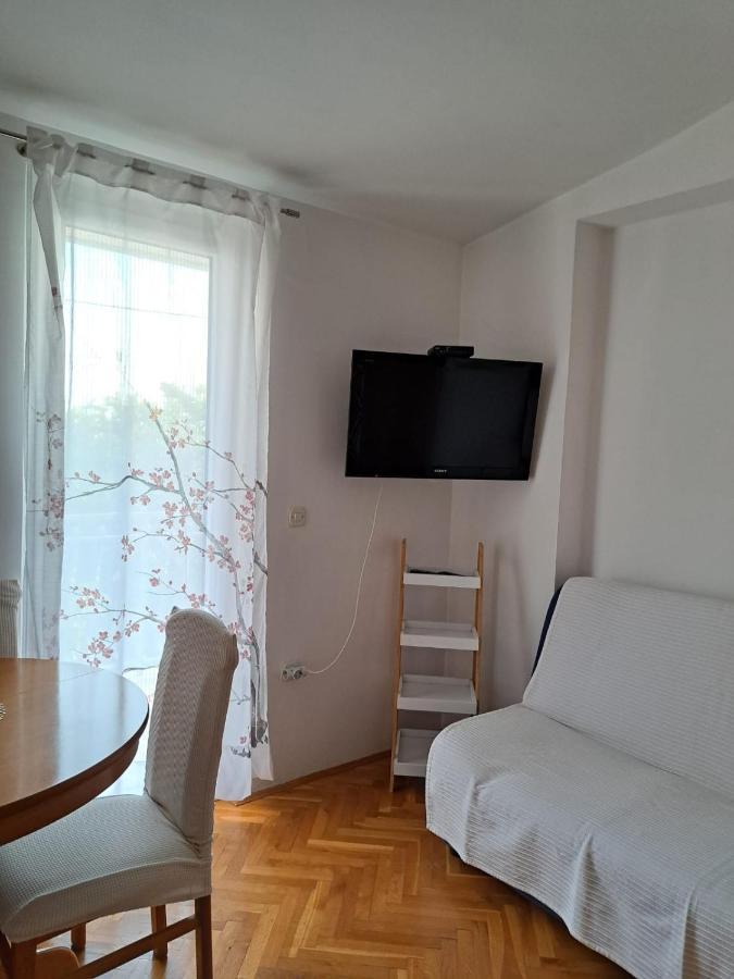 Apartments Garac ดูกีรัท ภายนอก รูปภาพ