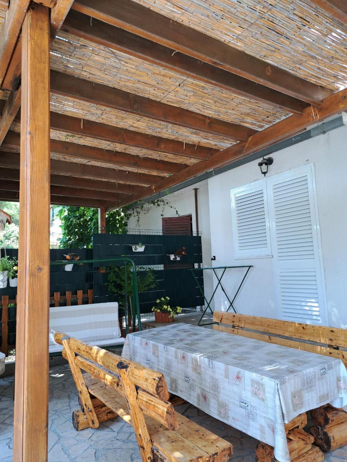 Apartments Garac ดูกีรัท ภายนอก รูปภาพ