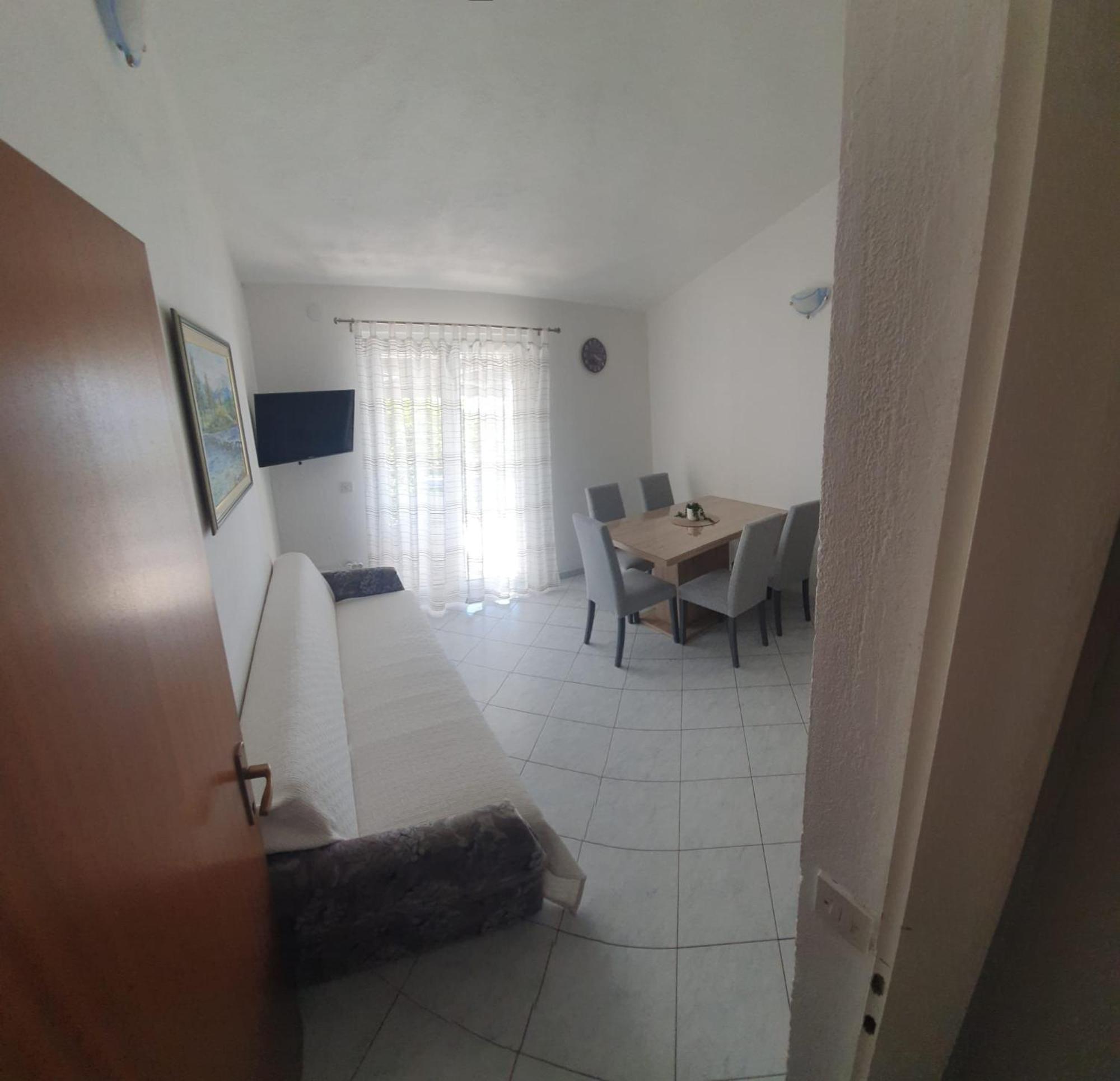 Apartments Garac ดูกีรัท ภายนอก รูปภาพ